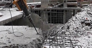 Демонтаж монолитного перекрытия в щербинке - Профессиональная разборка от 815 руб.